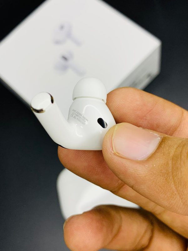 New Apple Airpods Pro